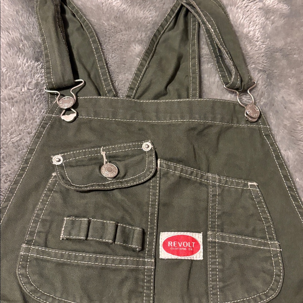 Revolt Short Overall-Olive Green 
Med - Picture 2 of 5